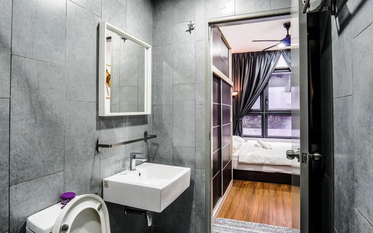 M Vertica Kl By Airhost Apartment *