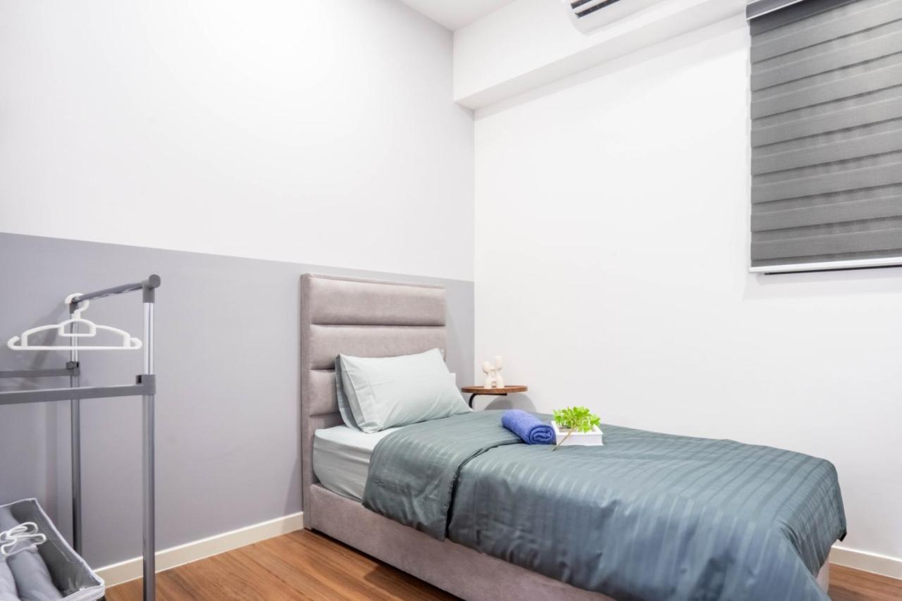 M Vertica Kl By Airhost Apartment